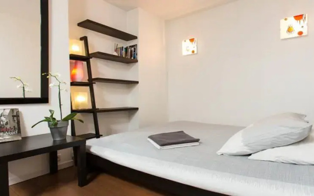 Charming Montmartre Studio