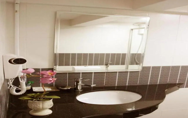 Visiting Card Hotel & Resort