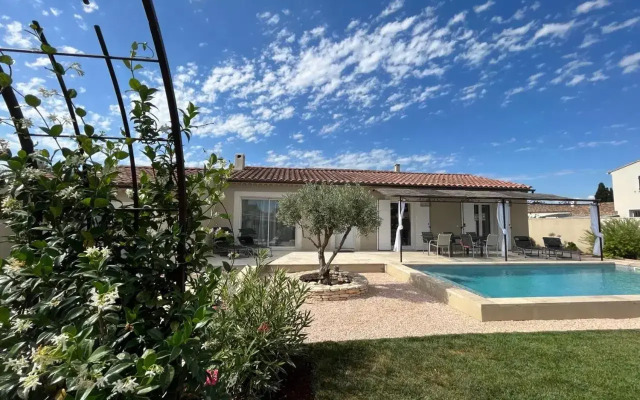 Villa provençale avec piscine