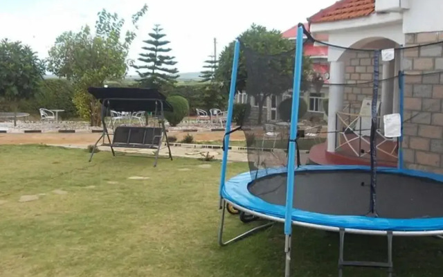 Zeroes Resort