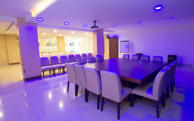 MarsCity Hotel