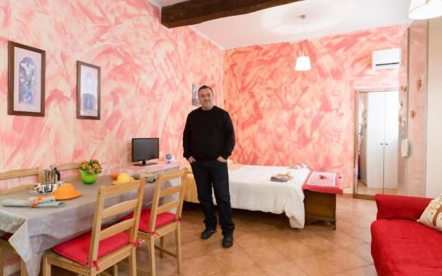 Maria De La Merce Apartment