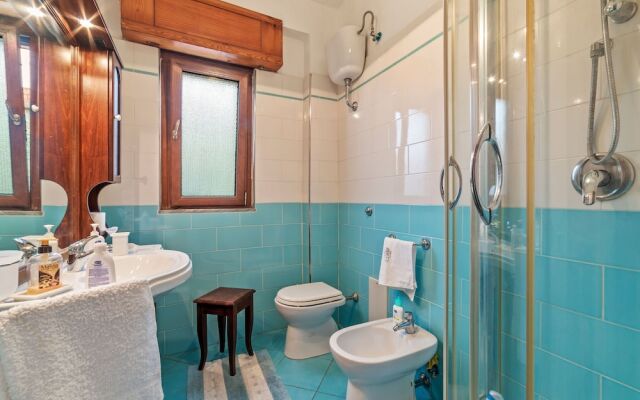 Peaceful Holiday Home in Perdifumo With Balcony