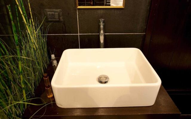 Colosseum Secret Apartment