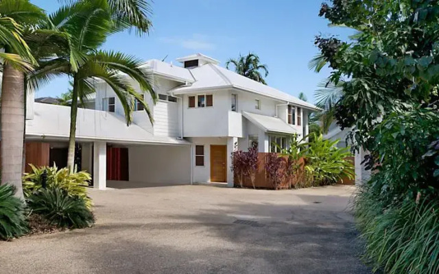 Port Douglas Accommodation - 5 Templemoon