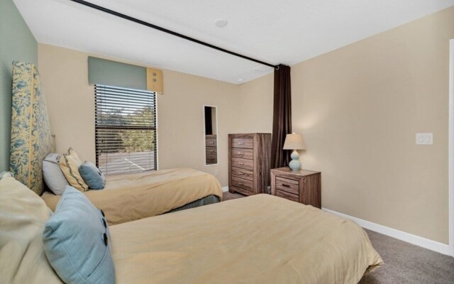 1471rolling 6 Bedroom Villa