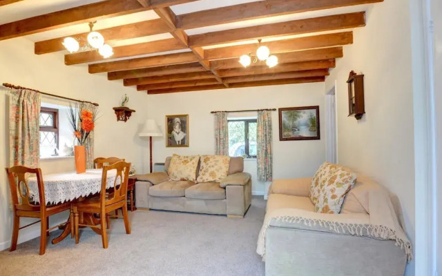 Modern Holiday Home in Saundersfoot With Garden