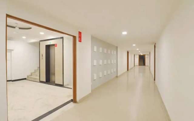 OYO Flagship 321 Vastrapur Ahmedabad