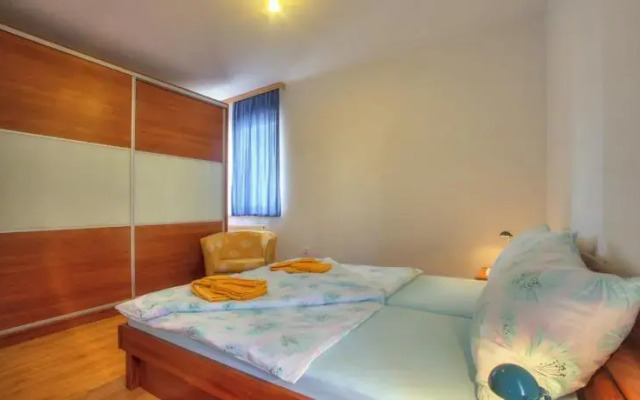 Apartments Peran