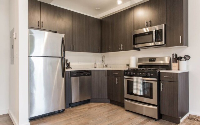 Juniper Mist - Modern 1 Bdr in Downtown