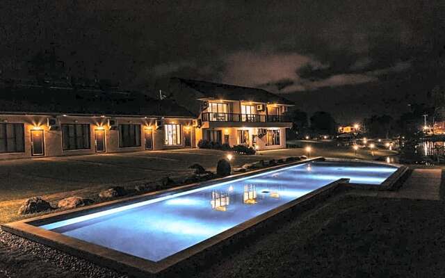 Summer Rocker Villa