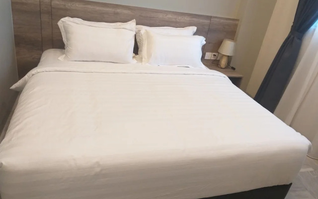 Cameronia Hotel