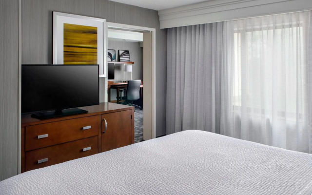 Courtyard by Marriott Paramus
