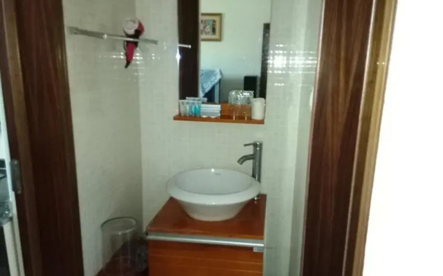 Ziteng Apartment Hotel