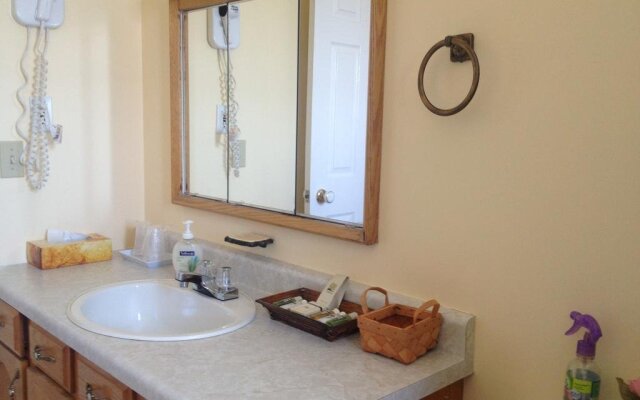 Ocean Peek Bed & Breakfast