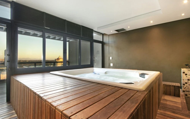 Manhattan Suite