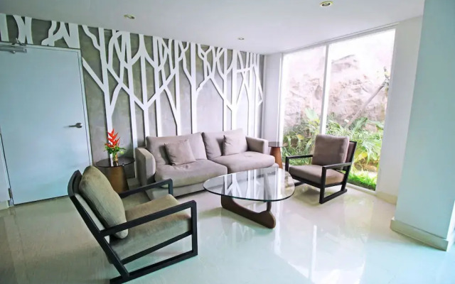 Amazon Residence Pattaya Sunny Rentals