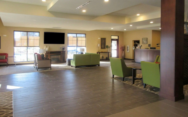 Comfort Suites