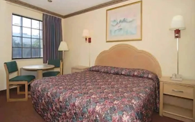 Econo Lodge Lexington Southeast