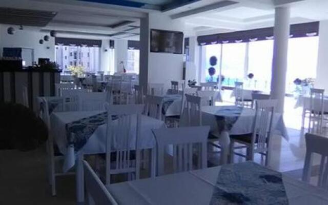 Aler Holiday Inn Saranda