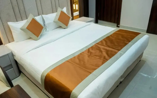 Hotel Evara Inn