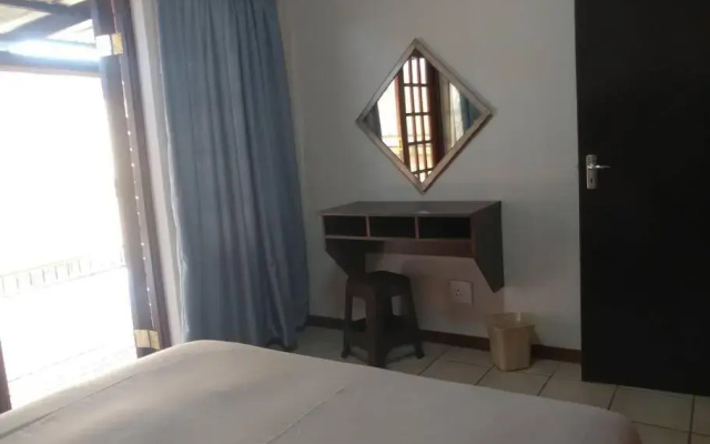 Self-catering Guesthouse in the Lowveld