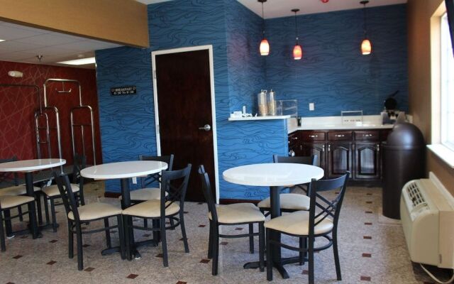 Magnolia Inn And Suites