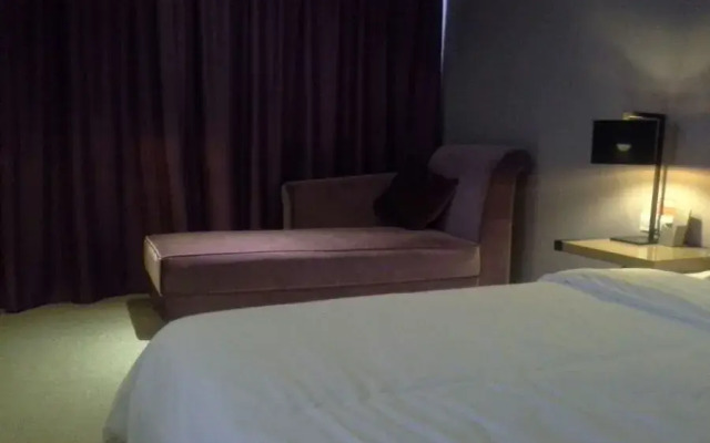 Melton Hotel