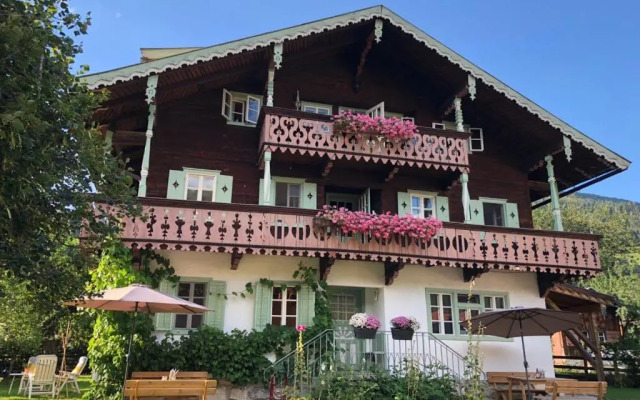 Villa Zeppelin - App Aquamarin