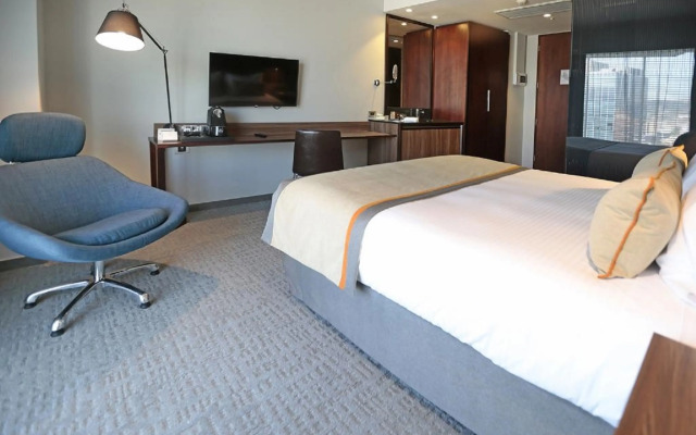 DoubleTree by Hilton Santiago Kennedy