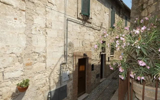 SCAPPO IN UMBRIA, CasaLina