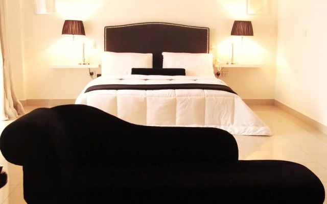 The Aknac Hotel
