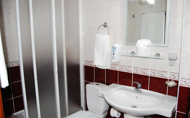 Triana Hotel