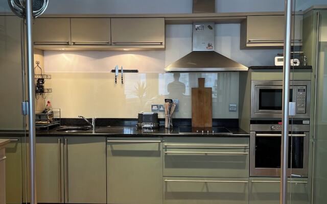 Stunning Victorian Mansion Apartment