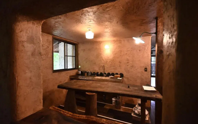 瞑想エコビレッジ イラムカラプテ