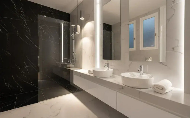 Upscale Athens Luxury Penthouse