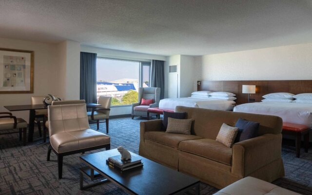 Renaissance Concourse Atlanta Airport Hotel