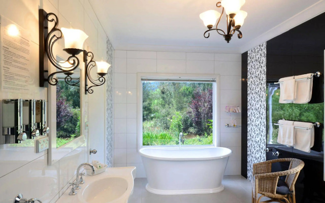 Crystal Creek Meadows Luxury Cottages