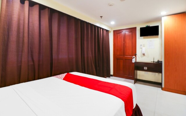 898 Berts Condotel