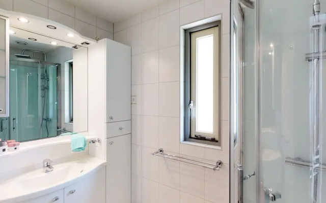 Family Friendly Villa near Center of Kortgene