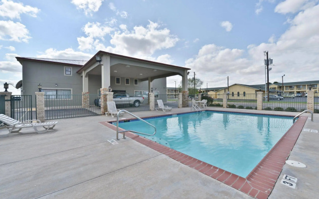 Best Western Snyder Inn