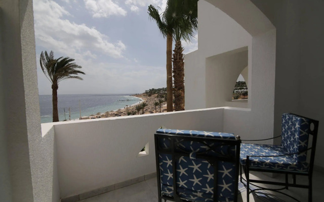 Domina Coral Bay Aquamarine Hotel & Resort
