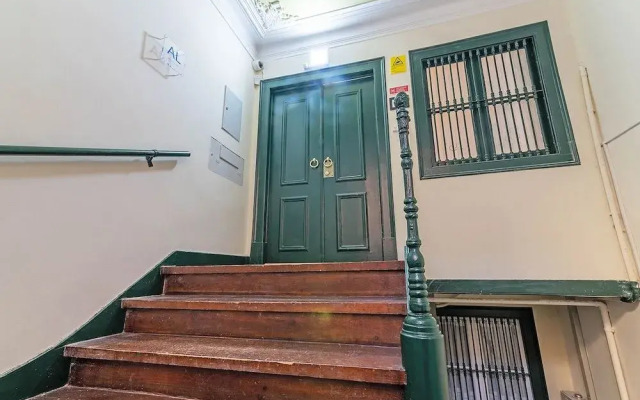 Bairro Alto Palace  Apartment for Large Groups
