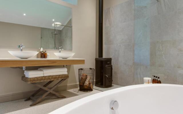 The Jordan Suites
