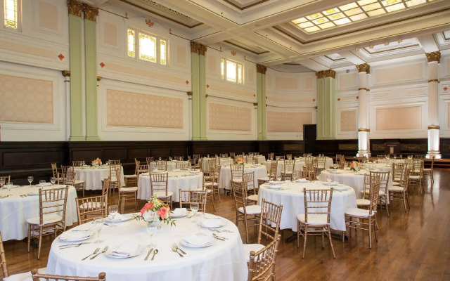 Hilton Garden Inn Louisville Downtown