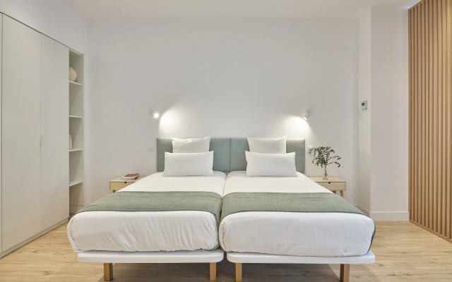 Paseo Suites Hotel