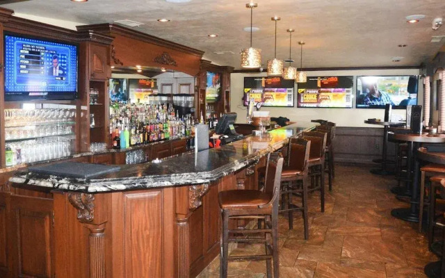 Economy Guest Village and Apartments