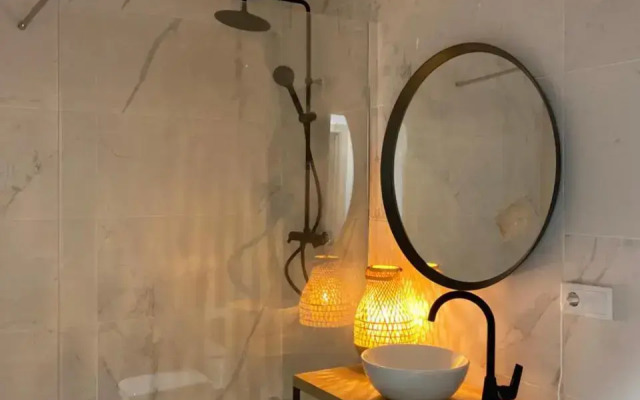 Shanti Rooms