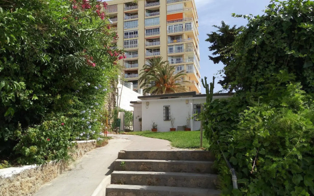 Apartamentos La Roca Rentals