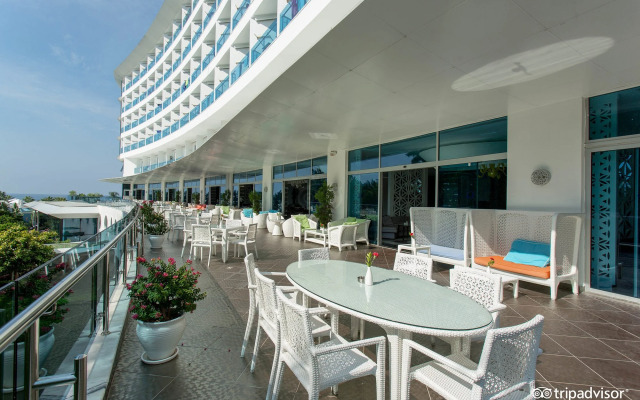 Q Premium Resort Hotel